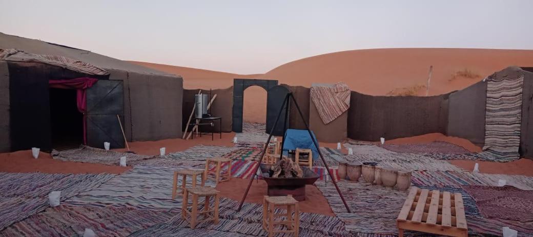 Merzouga Camp And Hostel Dış mekan fotoğraf