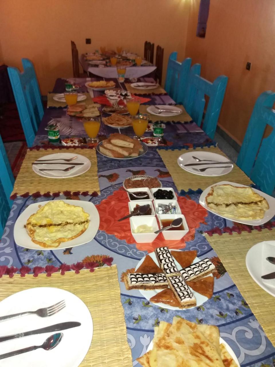Merzouga Camp And Hostel Dış mekan fotoğraf