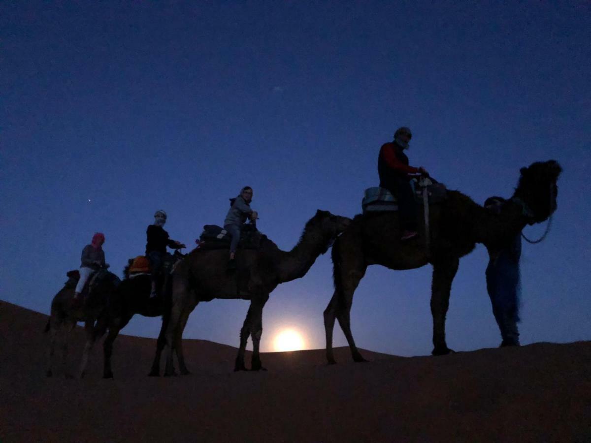 Merzouga Camp And Hostel Dış mekan fotoğraf